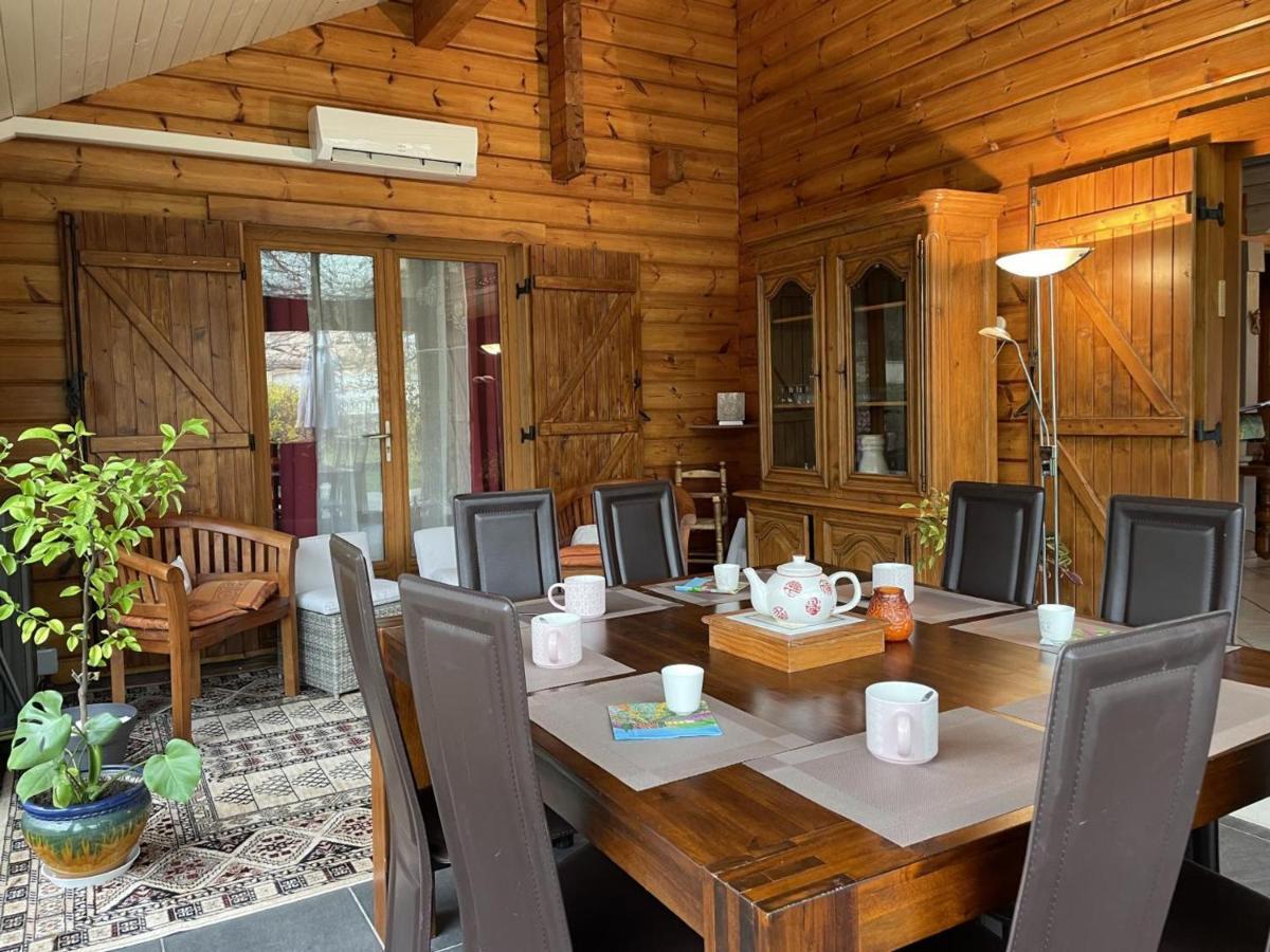 Chalet De Charme Avec Sauna Et Piscine Couverte, Proche De Vichy, Tout Confort, Animaux Acceptes - Fr-1-489-370 Villa Saint-Rémy-en-Rollat Eksteriør billede