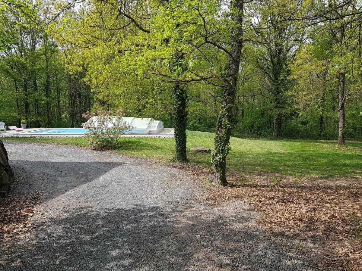 Chalet De Charme Avec Sauna Et Piscine Couverte, Proche De Vichy, Tout Confort, Animaux Acceptes - Fr-1-489-370 Villa Saint-Rémy-en-Rollat Eksteriør billede